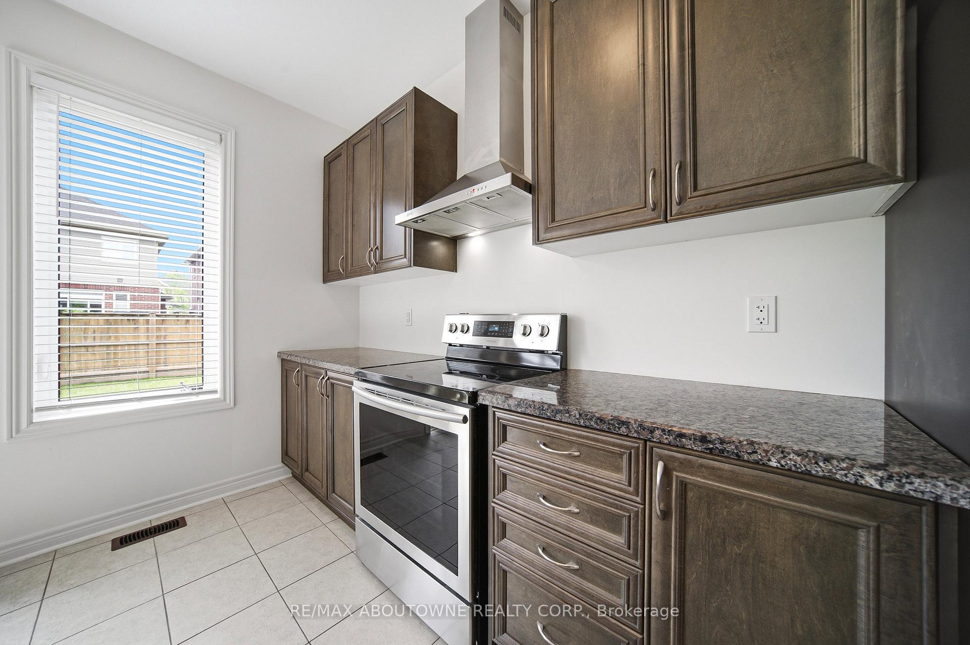 Photo 7 of 12 Oldham Avenue, Brant, Paris — HOMEH
