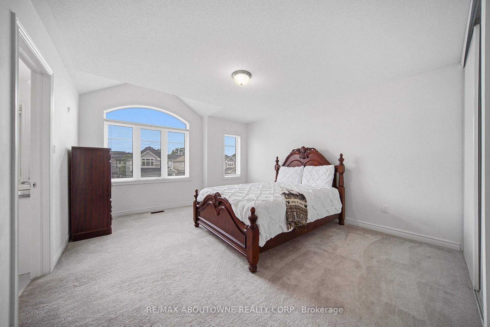 Photo 14 of 12 Oldham Avenue, Brant, Paris — HOMEH