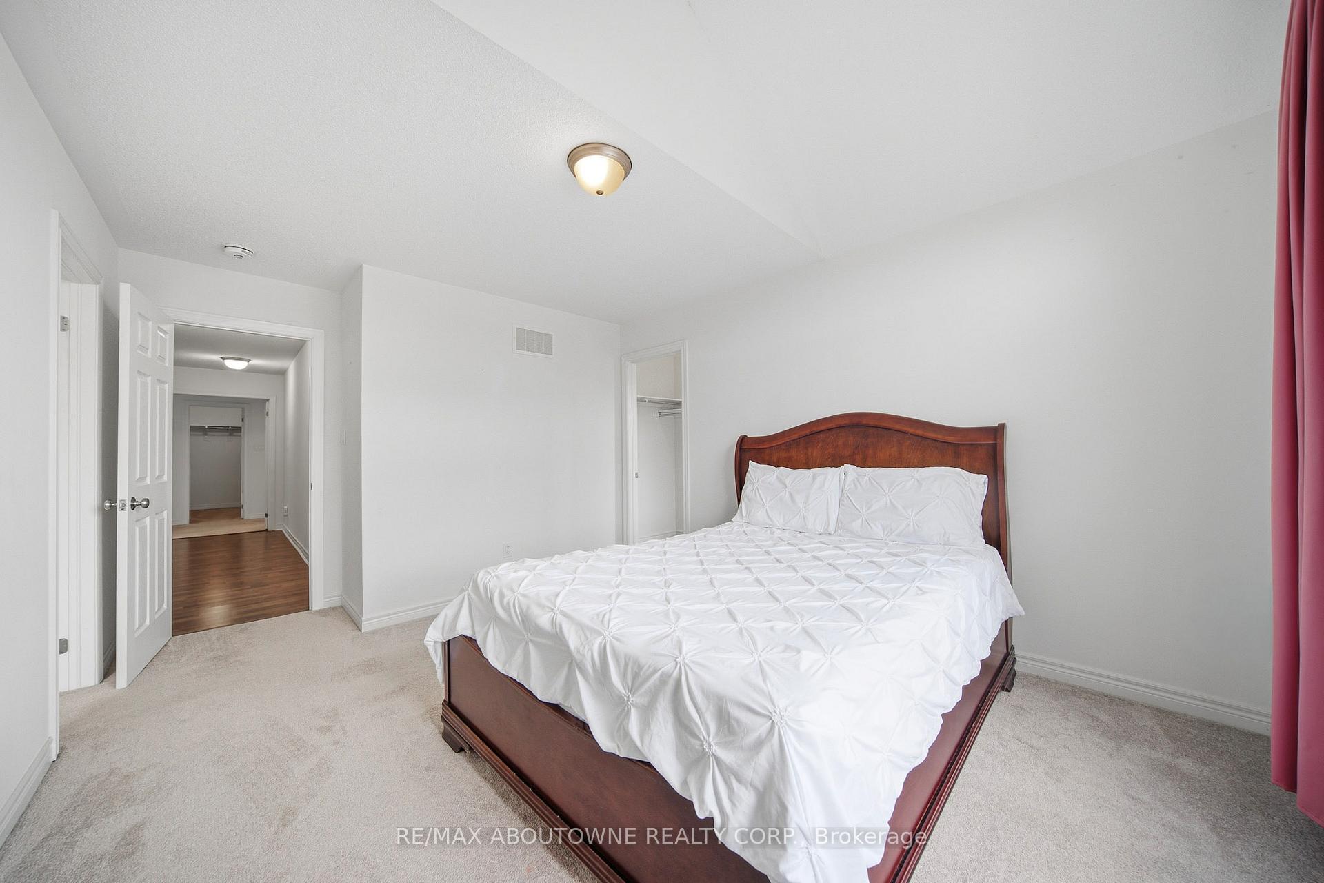 Photo 19 of 12 Oldham Avenue, Brant, Paris — HOMEH