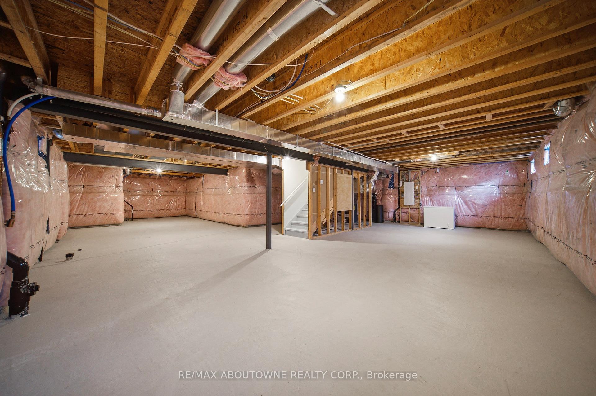 Photo 28 of 12 Oldham Avenue, Brant, Paris — HOMEH