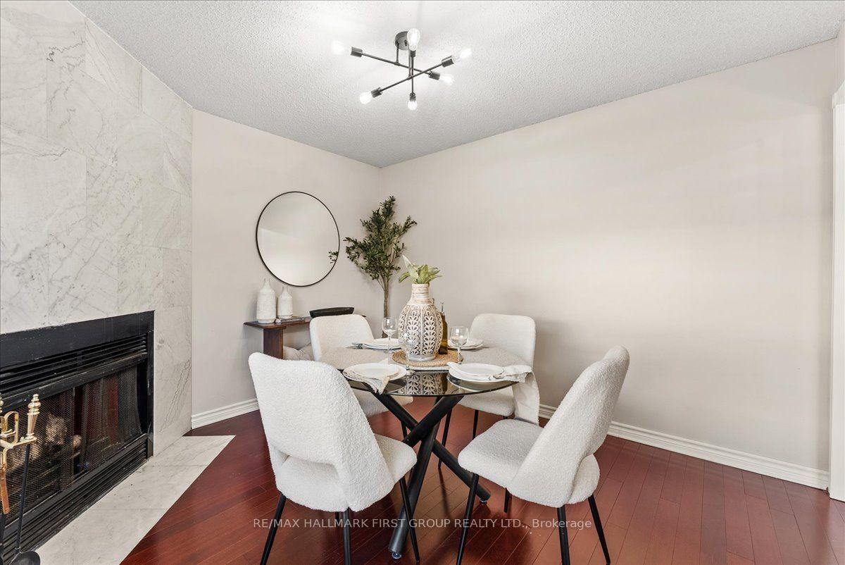 Photo 16 of 39 Keys Drive, Ajax, Central — HOMEH