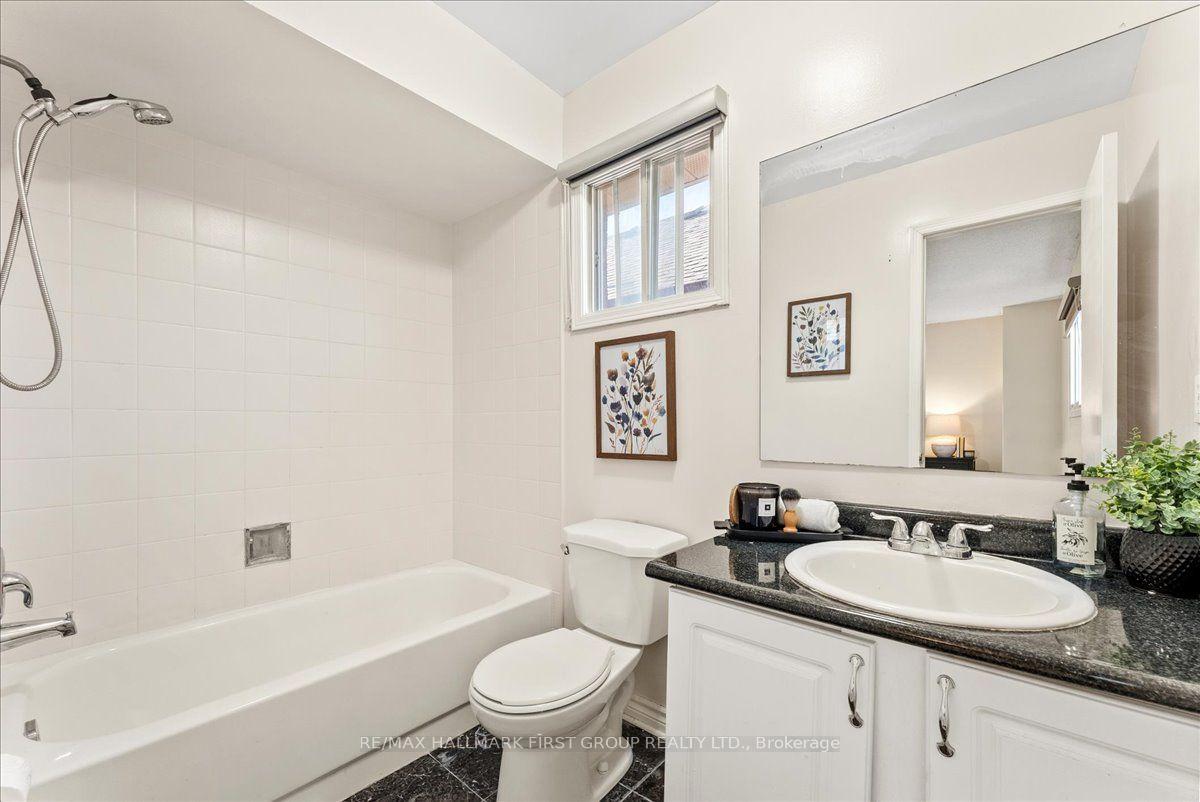 Photo 26 of 39 Keys Drive, Ajax, Central — HOMEH
