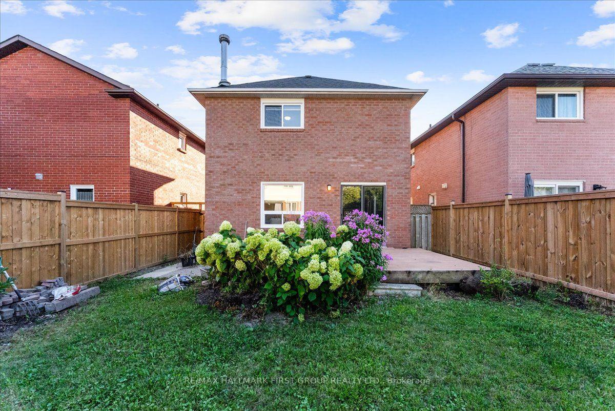 Photo 44 of 39 Keys Drive, Ajax, Central — HOMEH