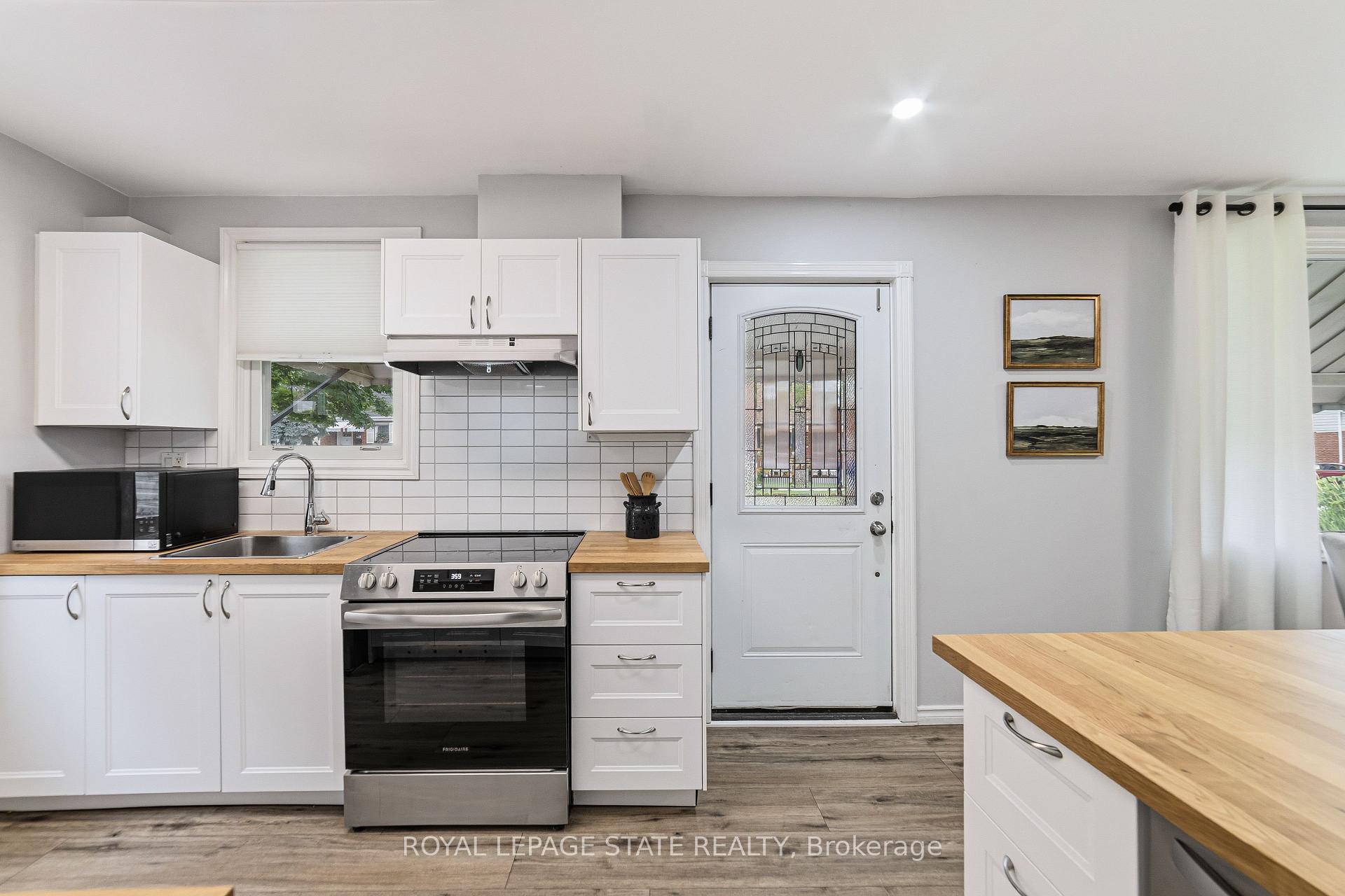 Photo 11 of 197 East 12th Street, Hamilton, Inch Park — HOMEH