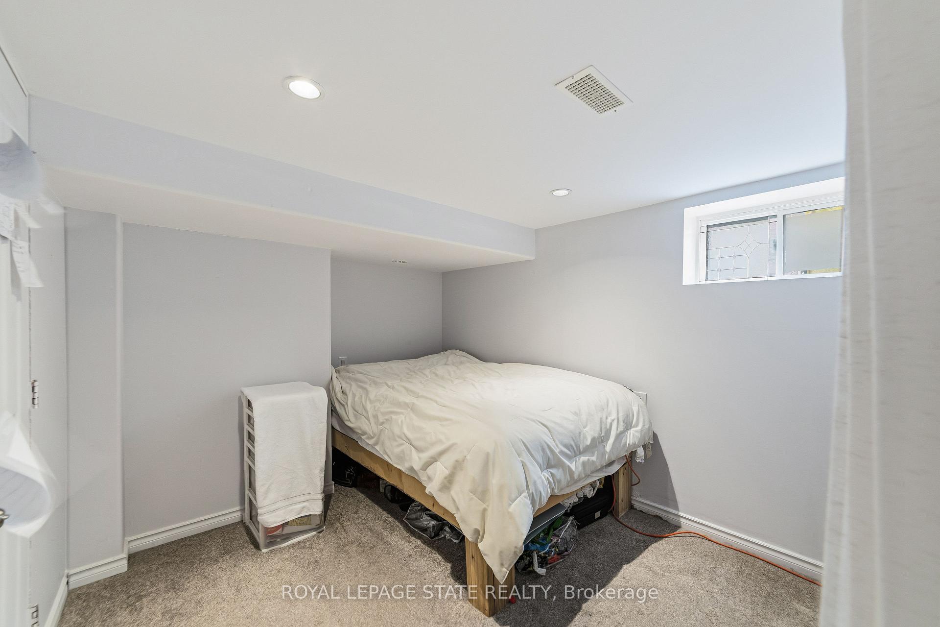 Photo 19 of 197 East 12th Street, Hamilton, Inch Park — HOMEH