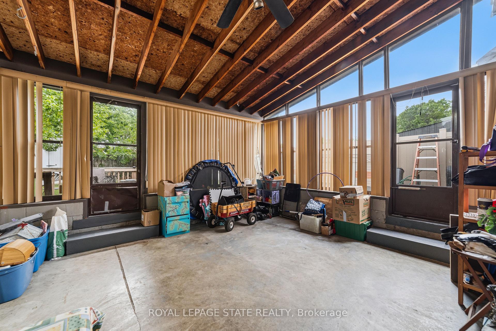Photo 27 of 197 East 12th Street, Hamilton, Inch Park — HOMEH