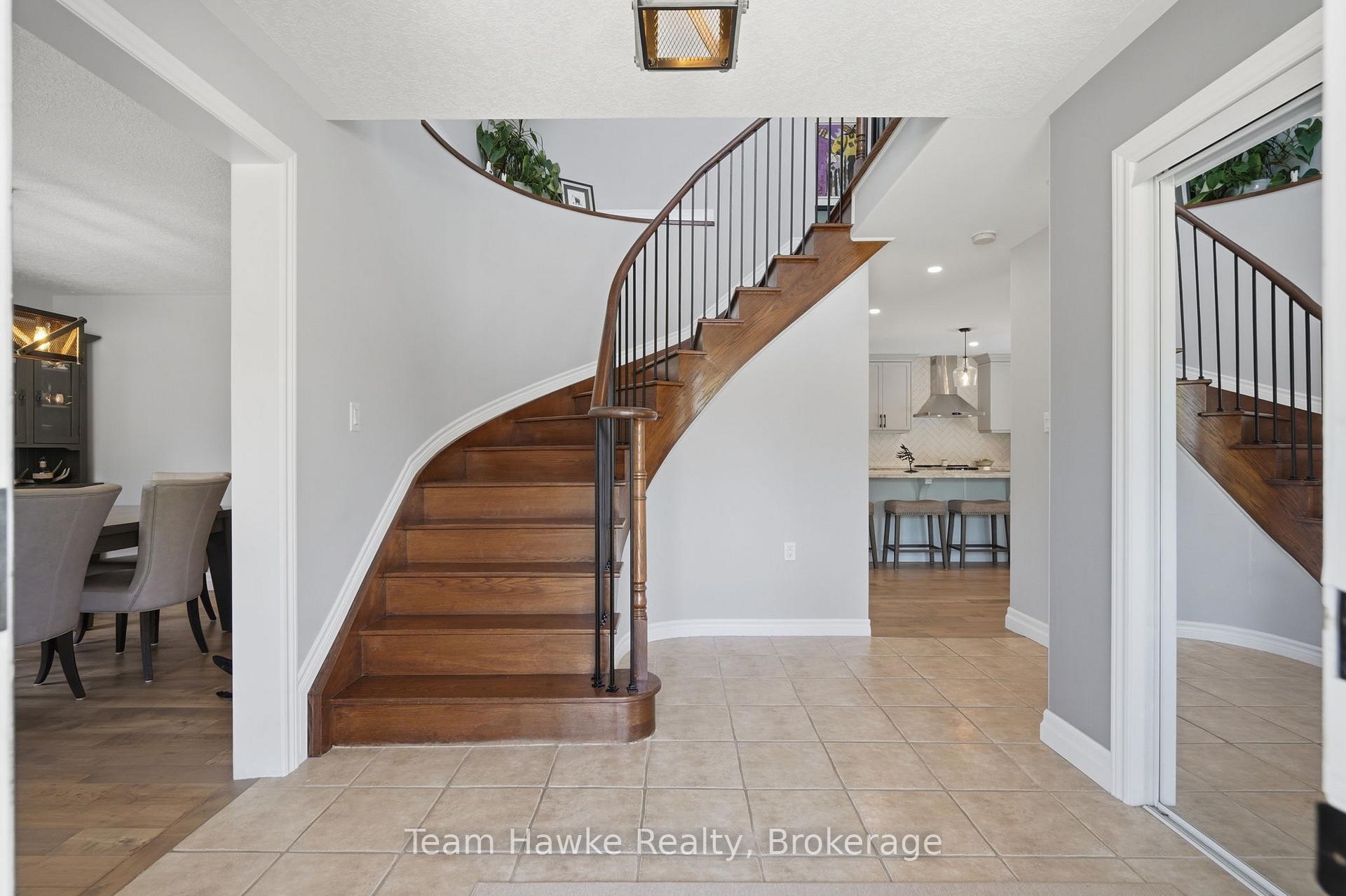 Photo 8 of 3 Sheppard Drive, Tay, Victoria Harbour — HOMEH