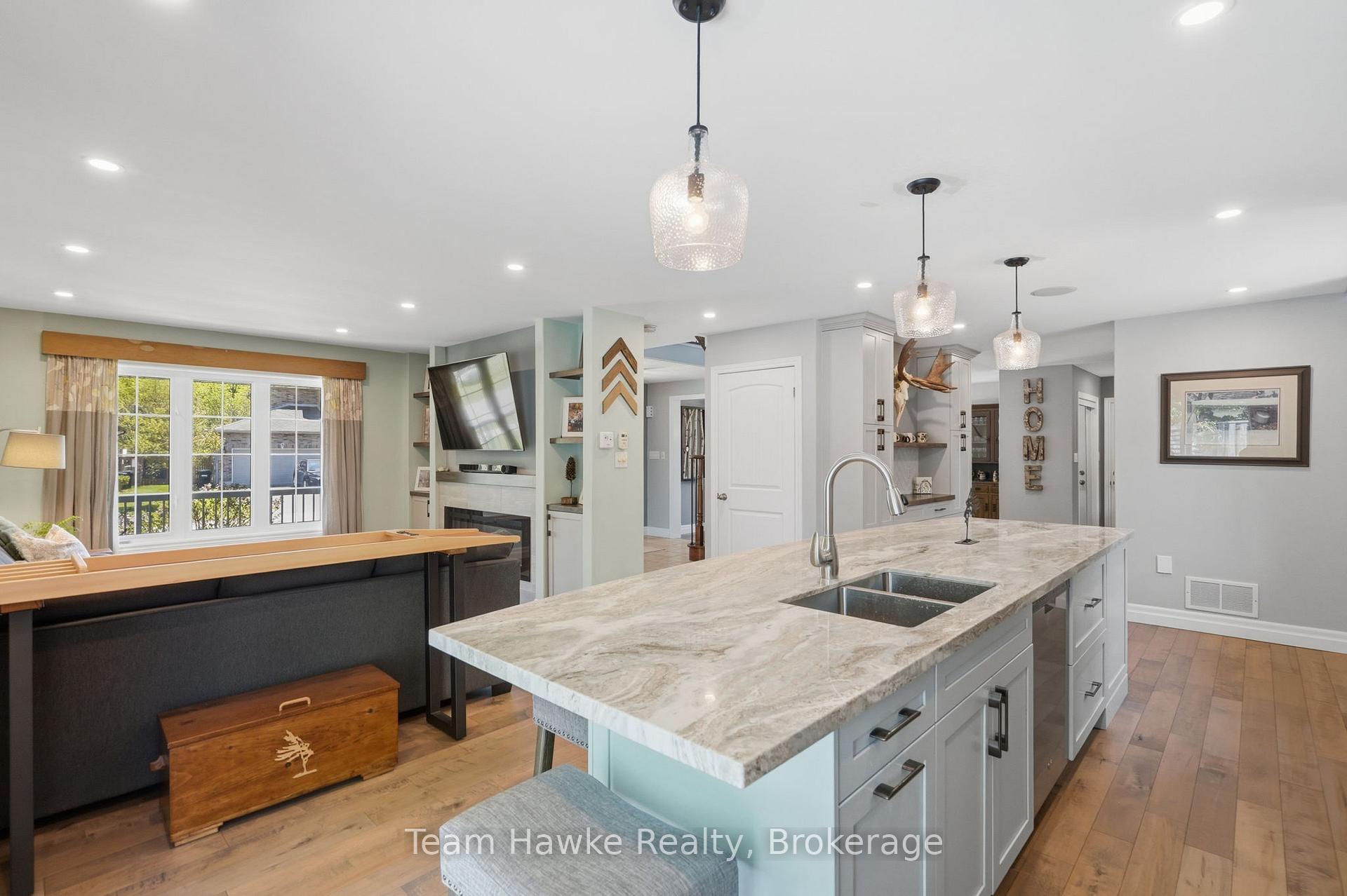 Photo 11 of 3 Sheppard Drive, Tay, Victoria Harbour — HOMEH