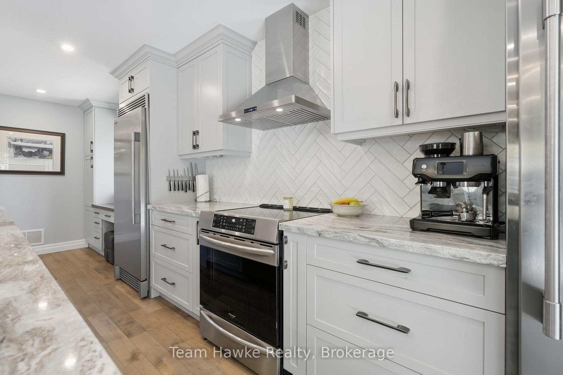 Photo 13 of 3 Sheppard Drive, Tay, Victoria Harbour — HOMEH