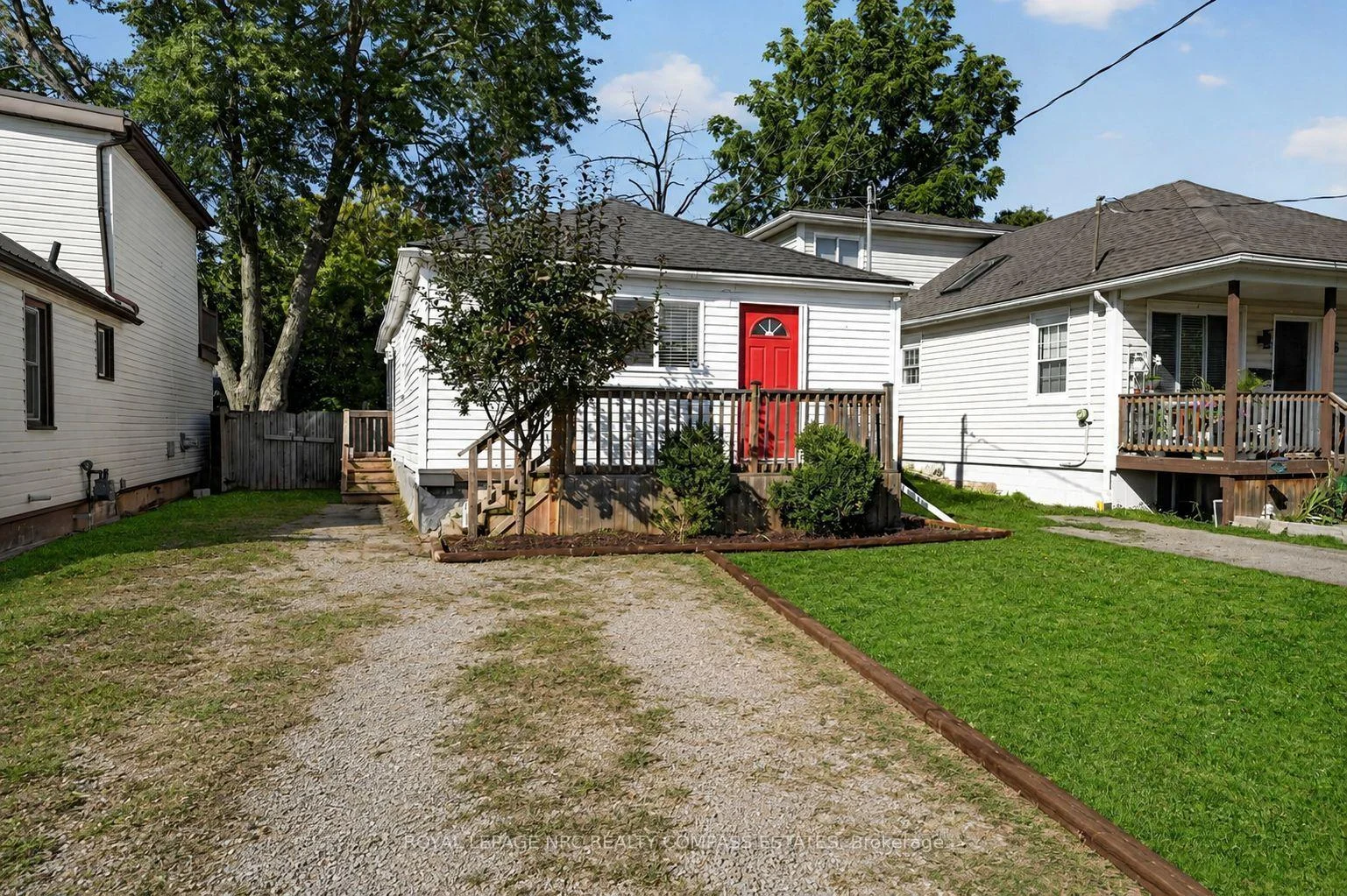 Photo 4 of 8 David Street, St. Catharines, Western Hill — HOMEH