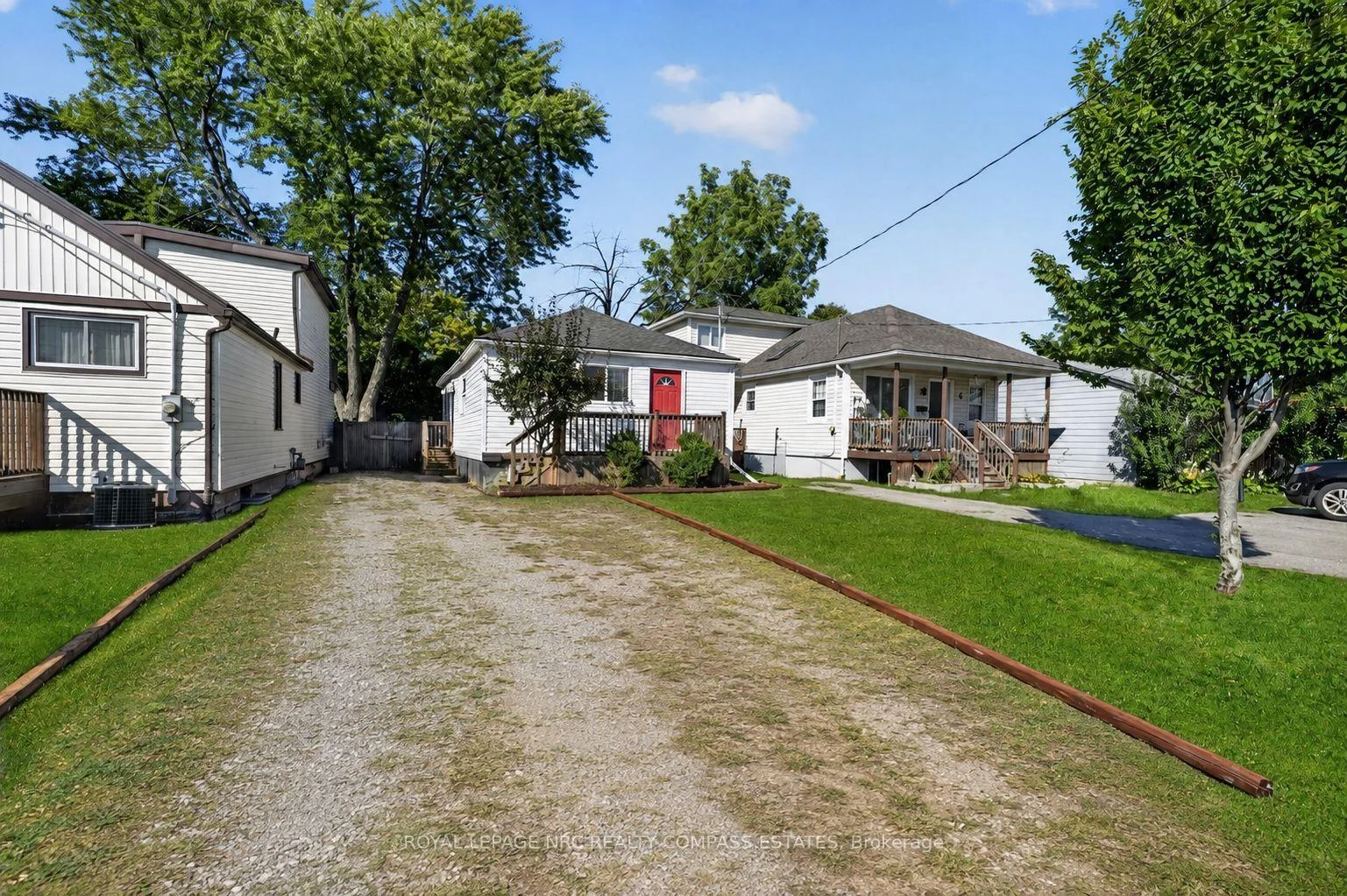 Photo 6 of 8 David Street, St. Catharines, Western Hill — HOMEH
