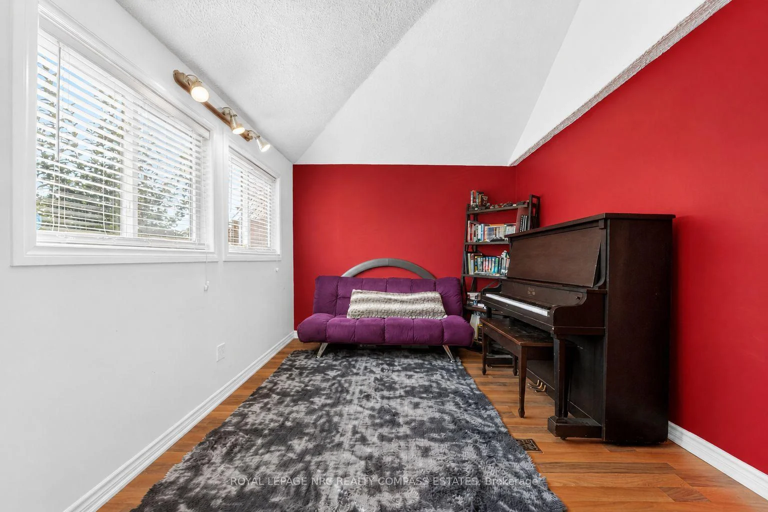 Photo 17 of 8 David Street, St. Catharines, Western Hill — HOMEH
