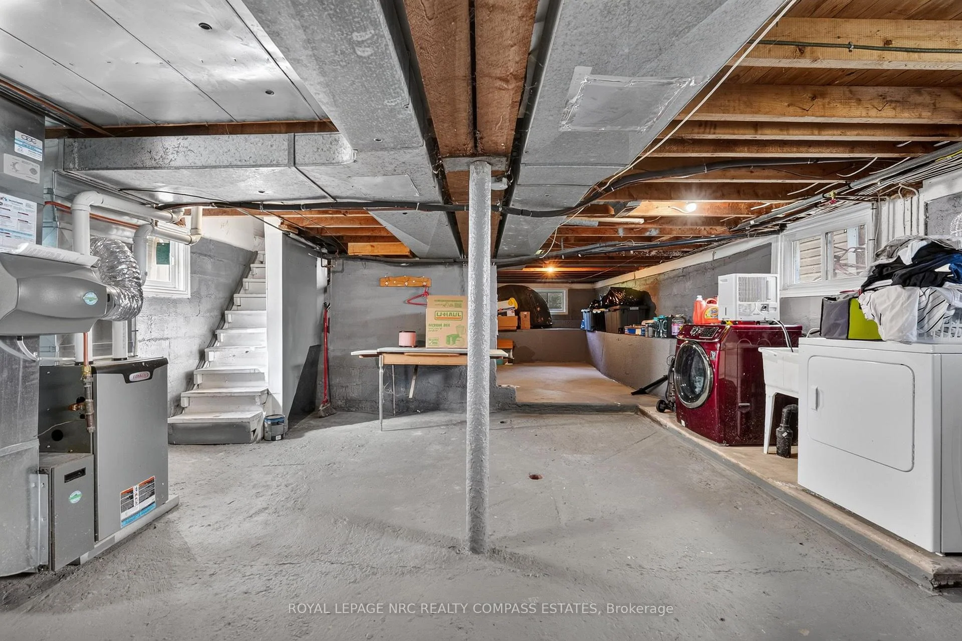 Photo 64 of 8 David Street, St. Catharines, Western Hill — HOMEH