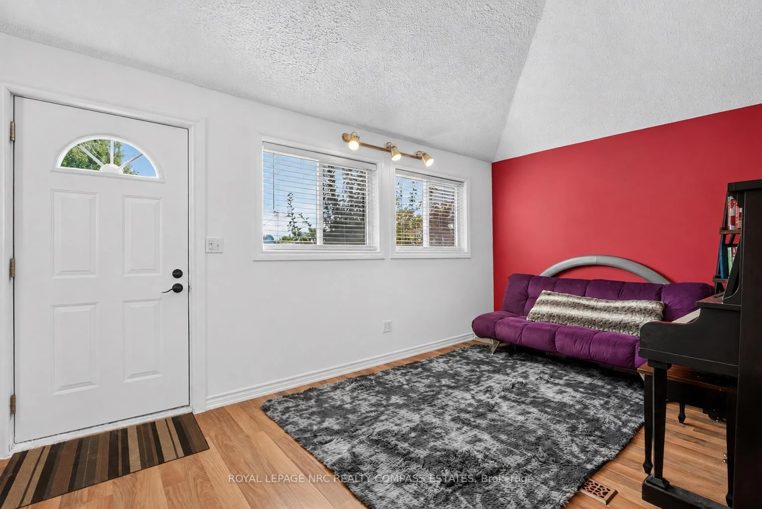 Photo 14 of 8 David Street, St. Catharines, Western Hill — HOMEH