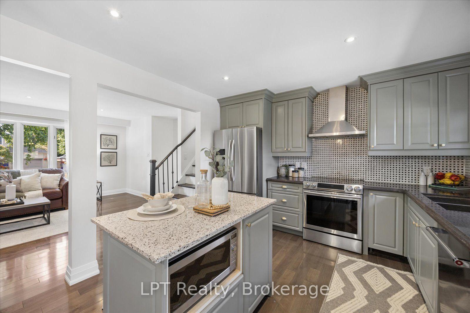 Photo 12 of 406 Glenmar Avenue, Oshawa, Northglen — HOMEH