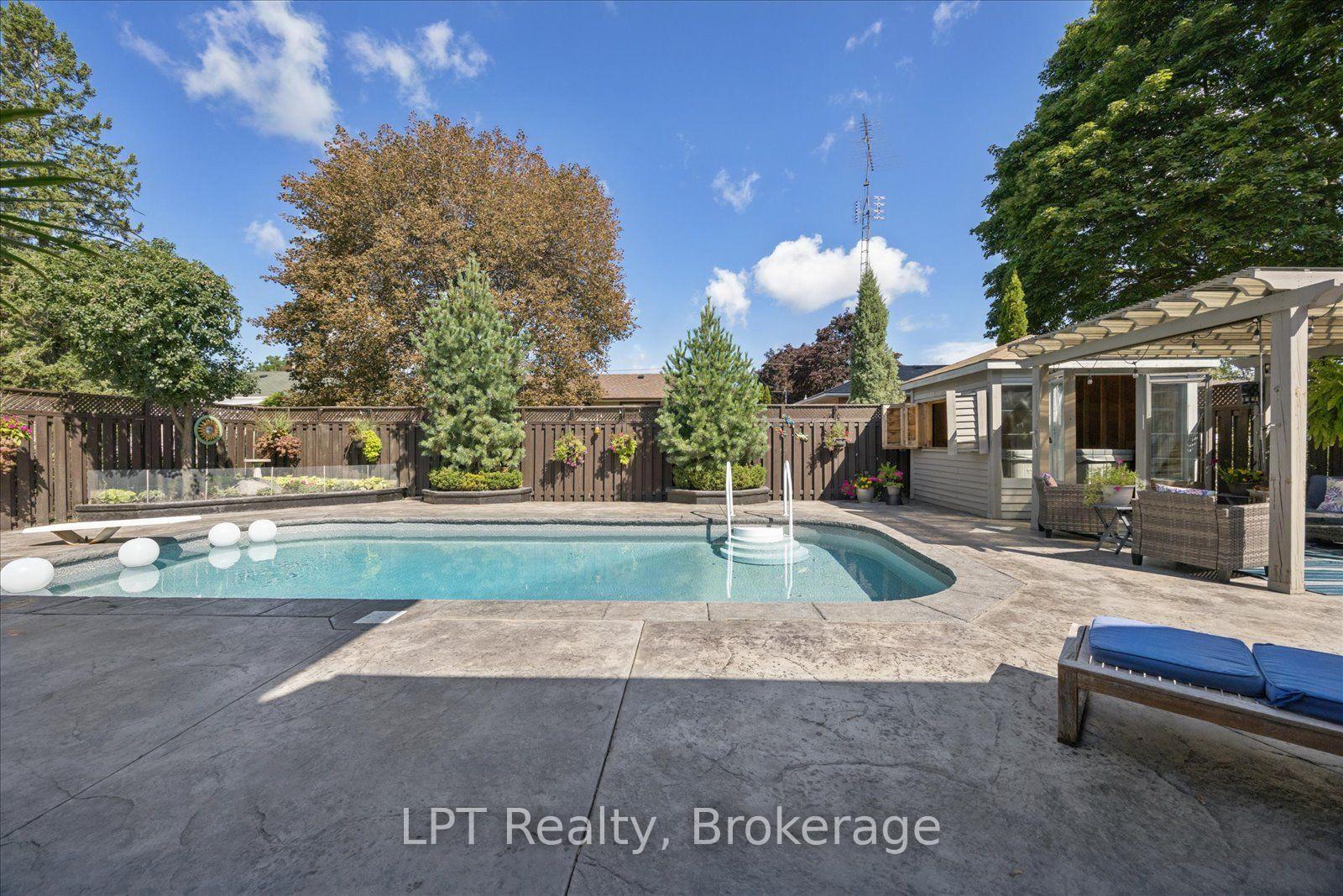 Photo 38 of 406 Glenmar Avenue, Oshawa, Northglen — HOMEH