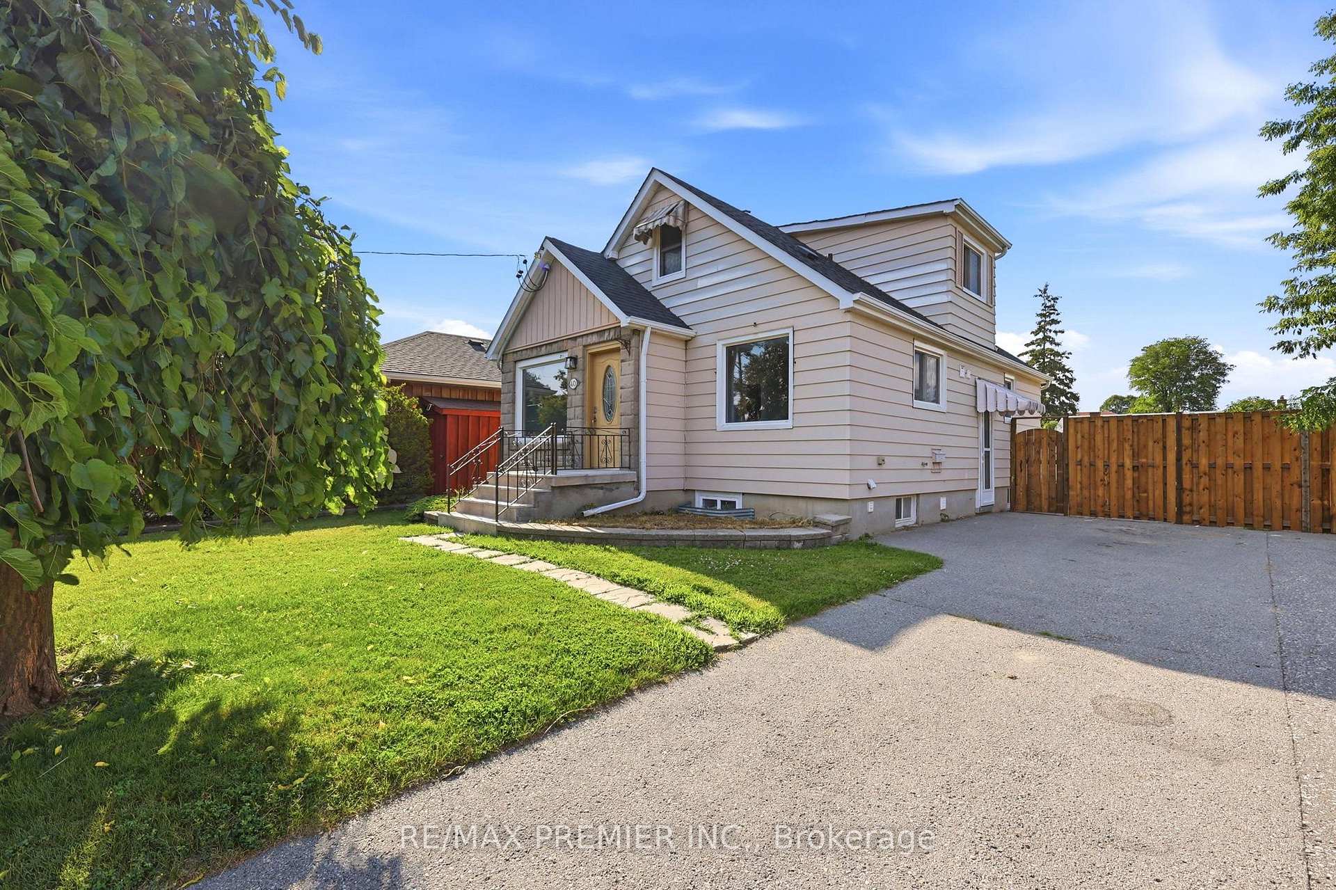 Photo 1 of Unit Lower, 40 Byng Avenue, Oshawa, Centennial — HOMEH