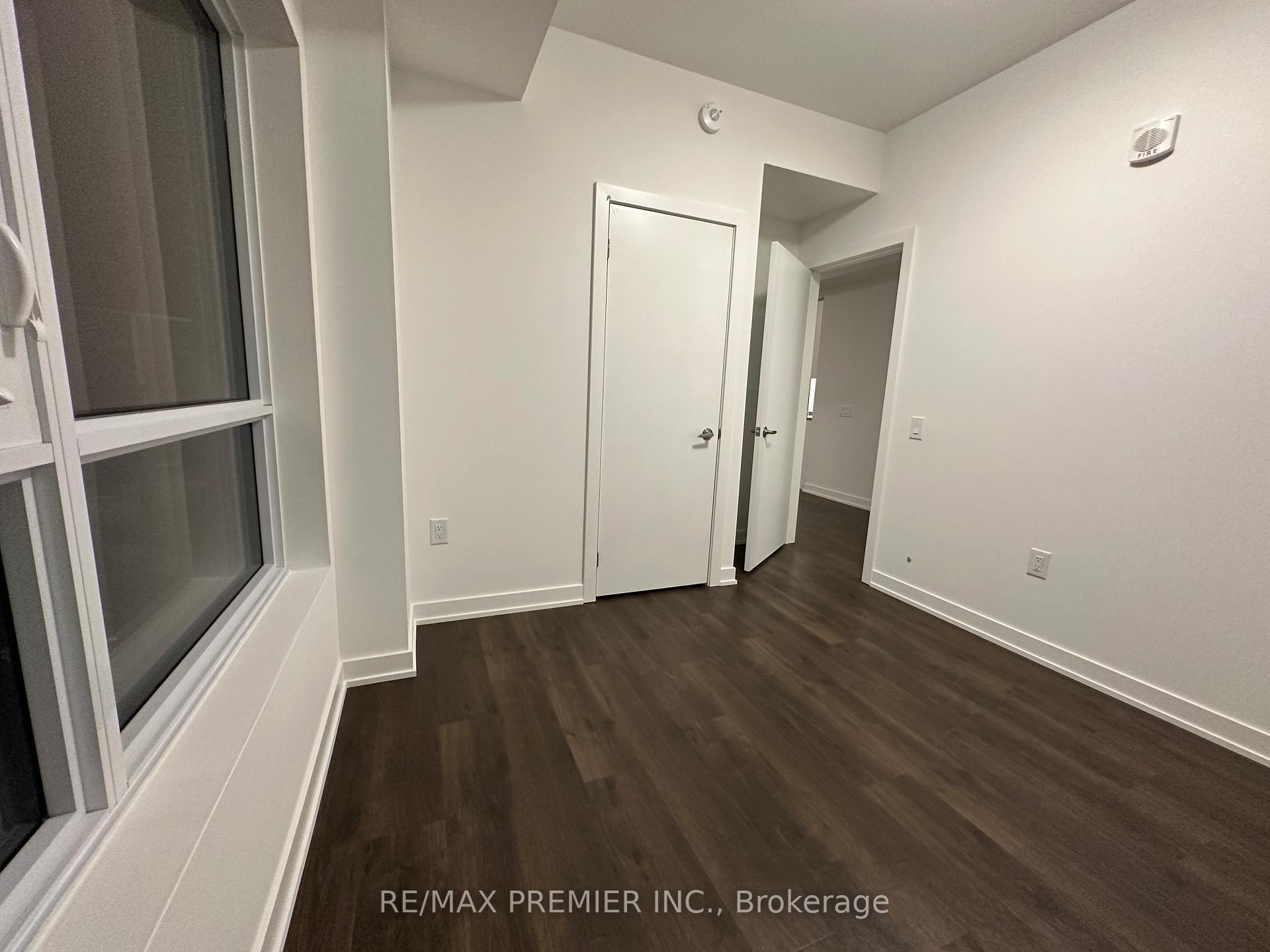 Photo 10 of Unit 207, 56 Lakeside Terrace, Barrie, Little Lake — HOMEH