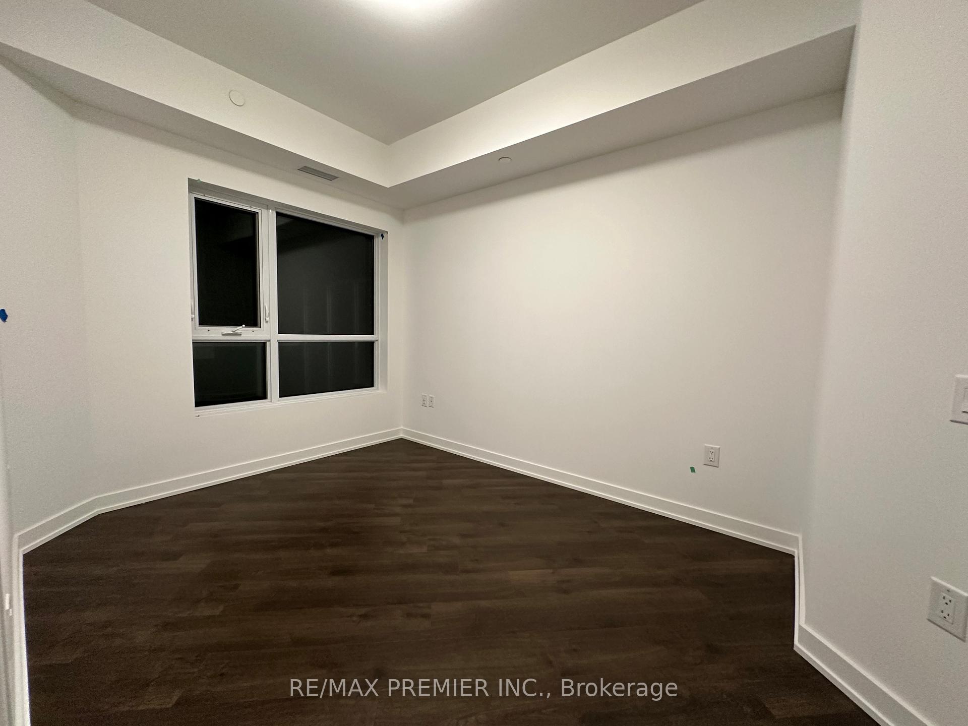 Photo 12 of Unit 207, 56 Lakeside Terrace, Barrie, Little Lake — HOMEH