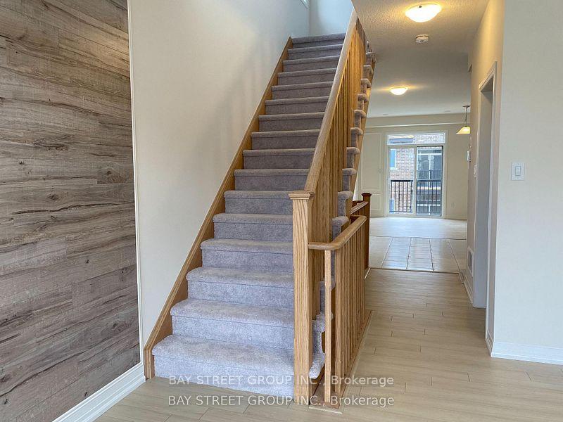 Photo 5 of Unit Suite 1, 15 Sissons Way, Markham, Cedar Grove — HOMEH
