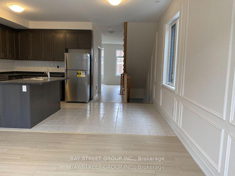 Photo 6 of Unit Suite 1, 15 Sissons Way, Markham, Cedar Grove — HOMEH