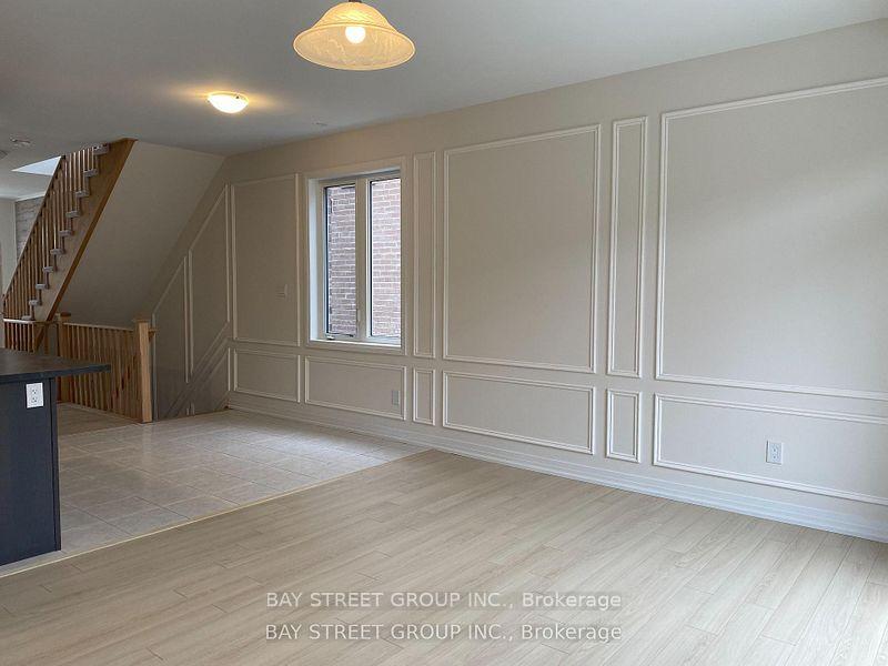Photo 8 of Unit Suite 1, 15 Sissons Way, Markham, Cedar Grove — HOMEH