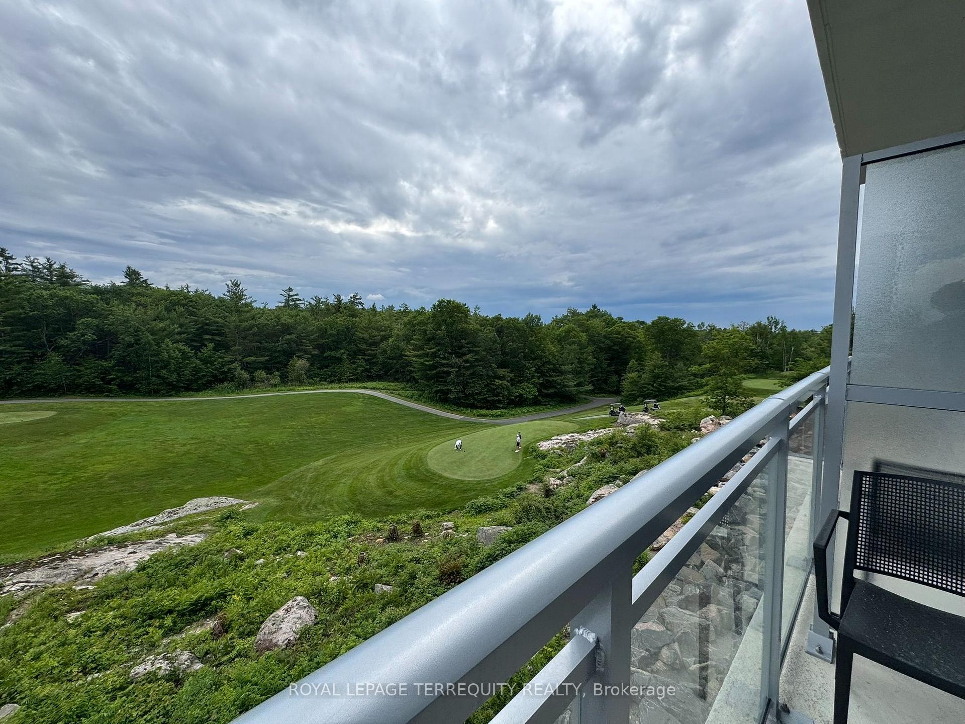 Photo 12 of Unit 309, 100 Carrick Trail, Gravenhurst, Muskoka (S) — HOMEH