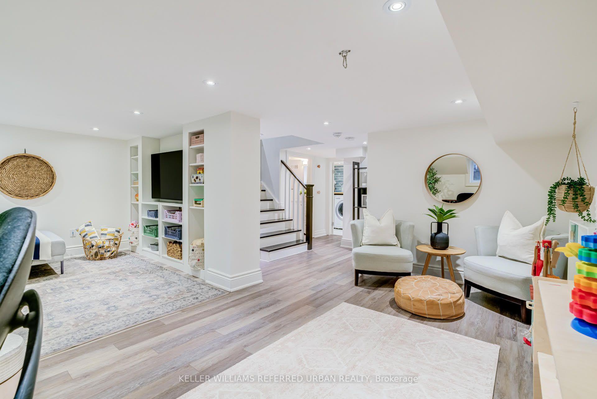 Photo 35 of 70 Struthers Street, Etobicoke, Mimico — HOMEH