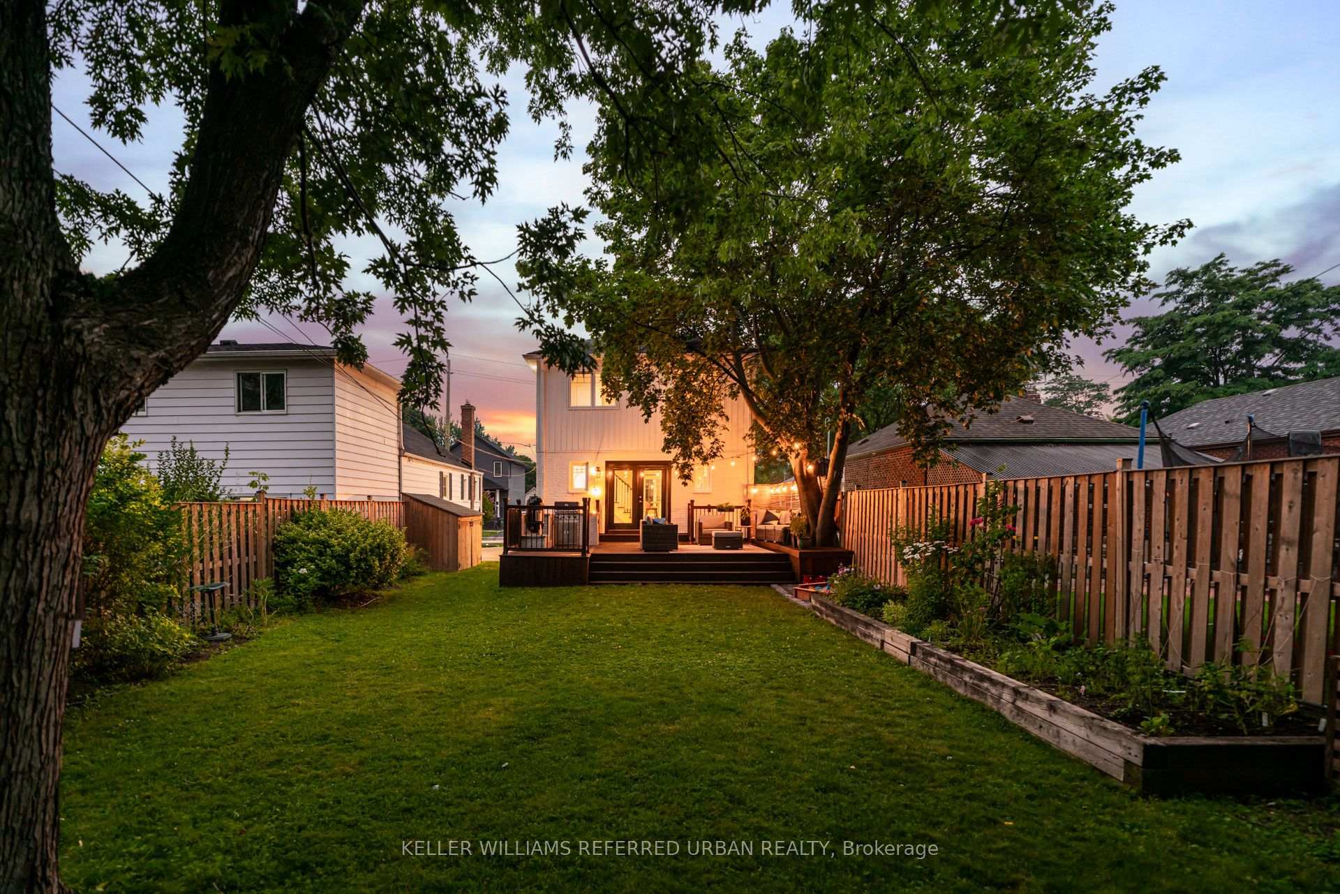 Photo 43 of 70 Struthers Street, Etobicoke, Mimico — HOMEH