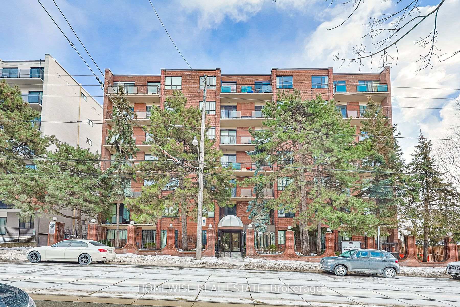 Photo 13 of Unit 414, 485 Kingston Road, Toronto, The Beaches — HOMEH