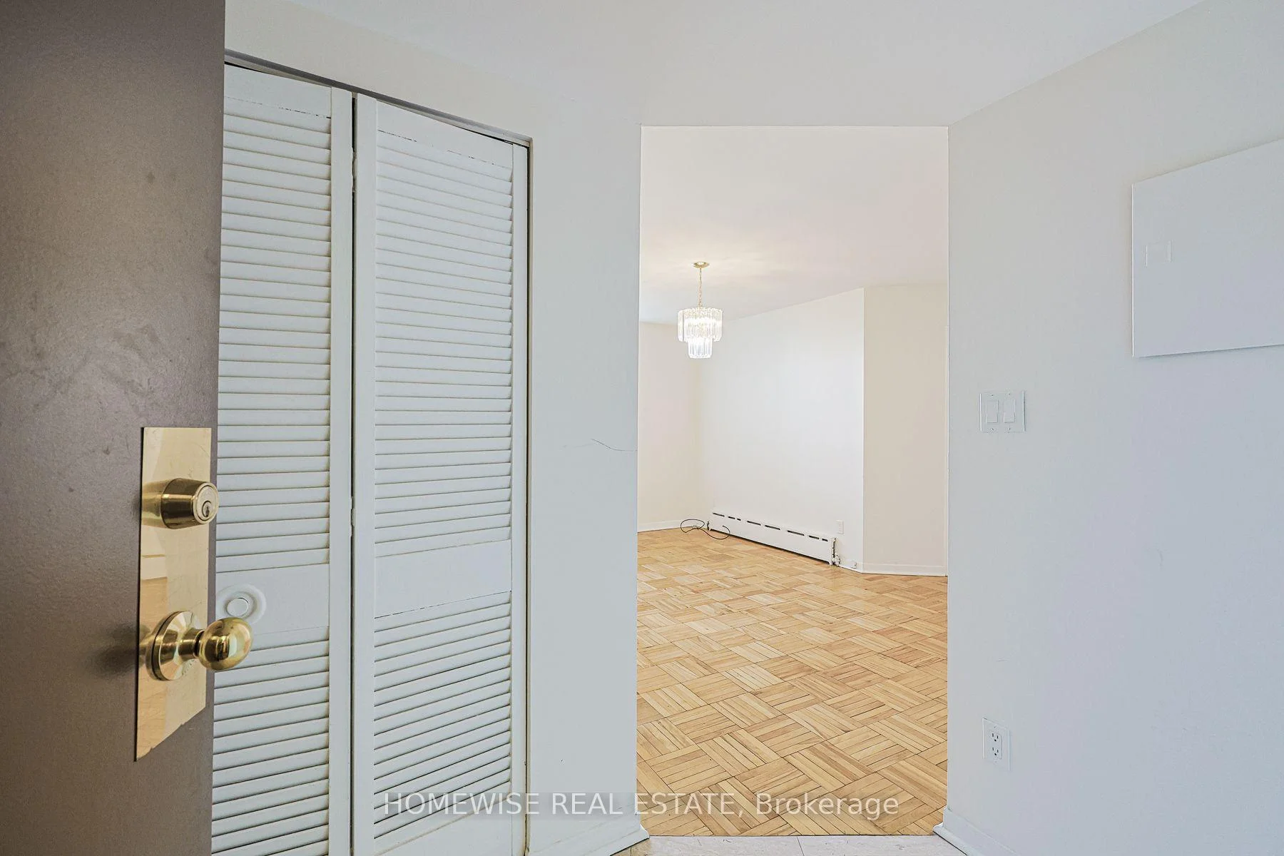 Photo 16 of Unit 414, 485 Kingston Road, Toronto, The Beaches — HOMEH