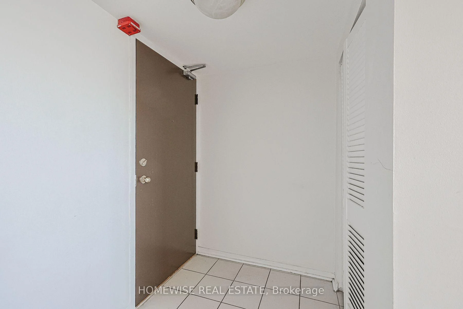 Photo 17 of Unit 414, 485 Kingston Road, Toronto, The Beaches — HOMEH