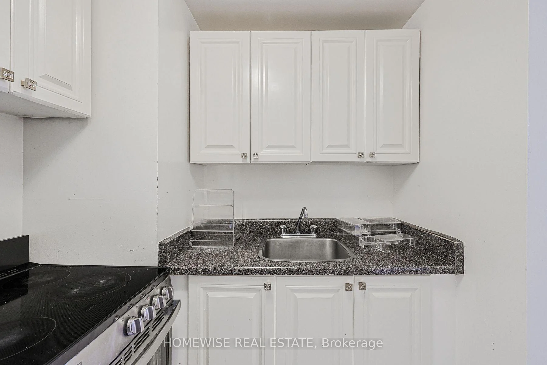 Photo 39 of Unit 414, 485 Kingston Road, Toronto, The Beaches — HOMEH
