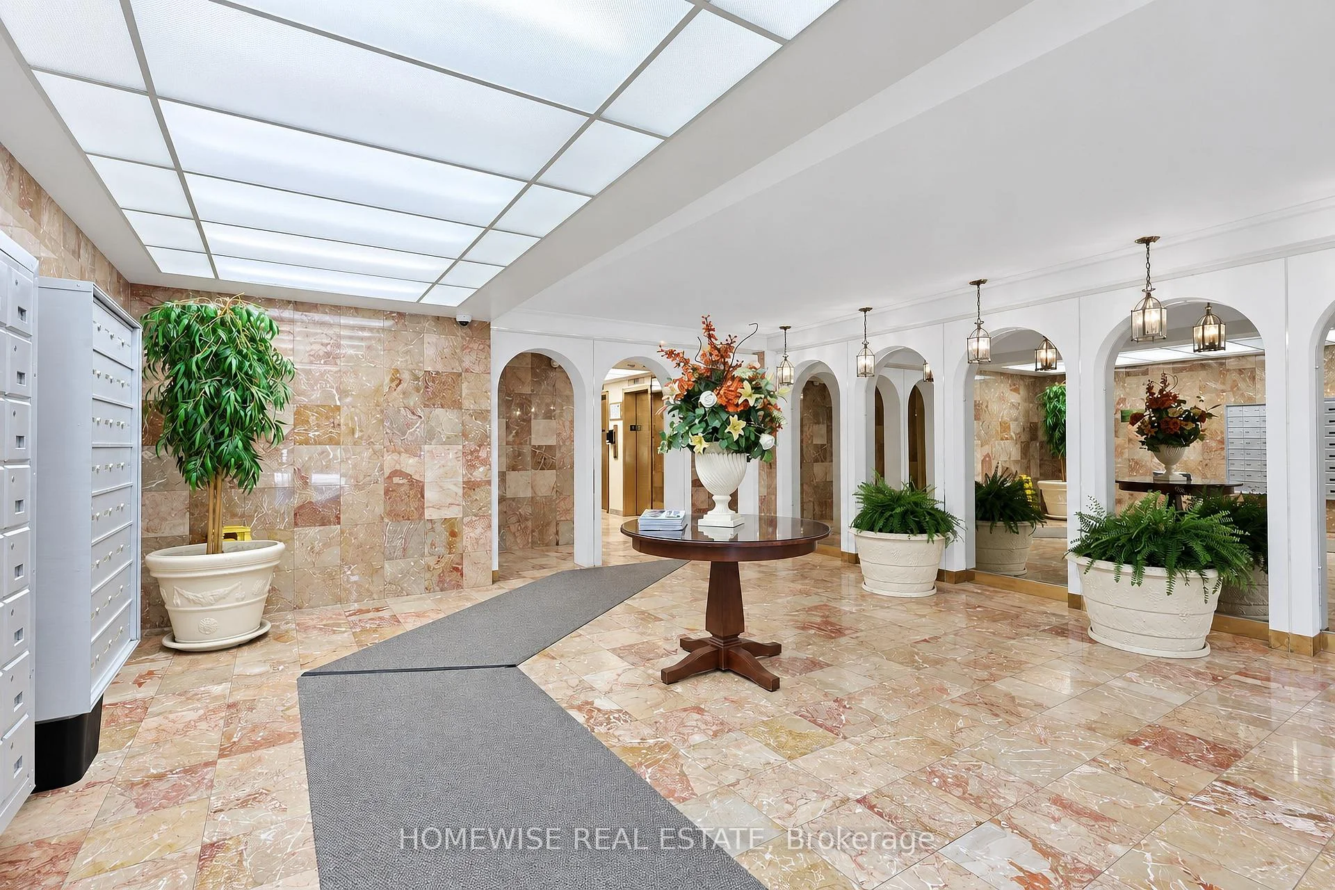Photo 29 of Unit 414, 485 Kingston Road, Toronto, The Beaches — HOMEH
