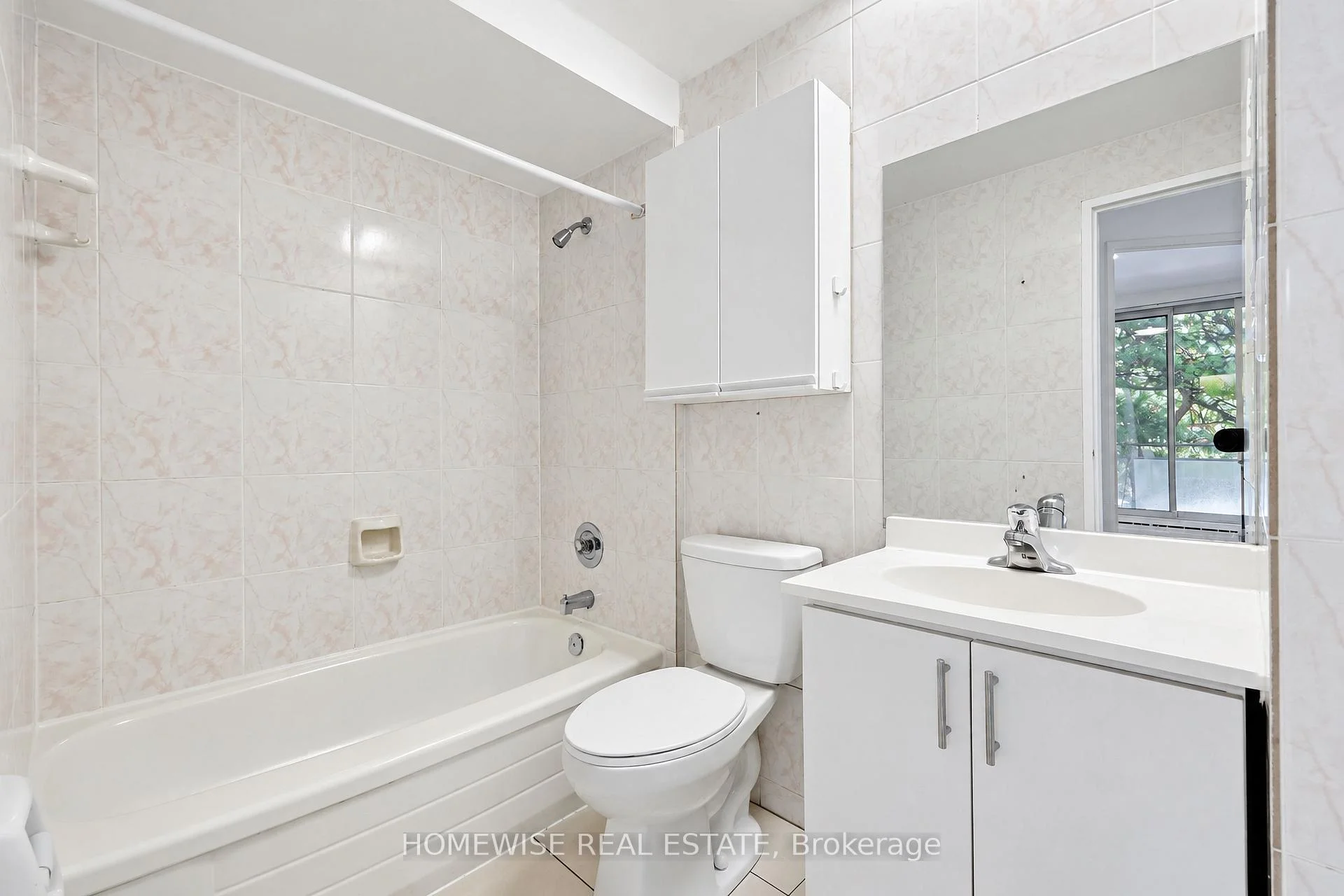 Photo 57 of Unit 414, 485 Kingston Road, Toronto, The Beaches — HOMEH