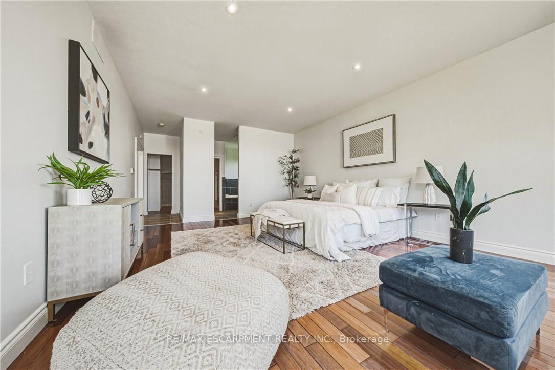 Photo 21 of 511 Glover Road, Hamilton, Stoney Creek — HOMEH