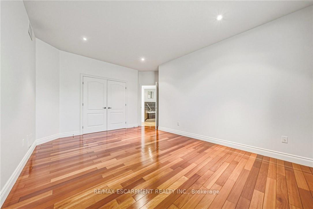 Photo 36 of 511 Glover Road, Hamilton, Stoney Creek — HOMEH