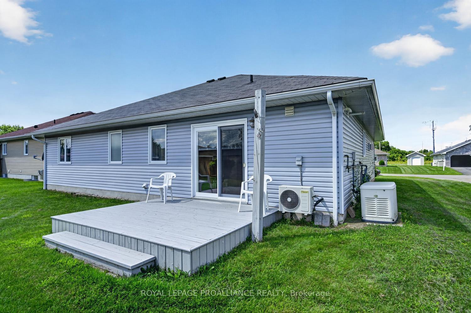 Photo 29 of 10726 West End Terrace E, South Dundas, Iroquois — HOMEH