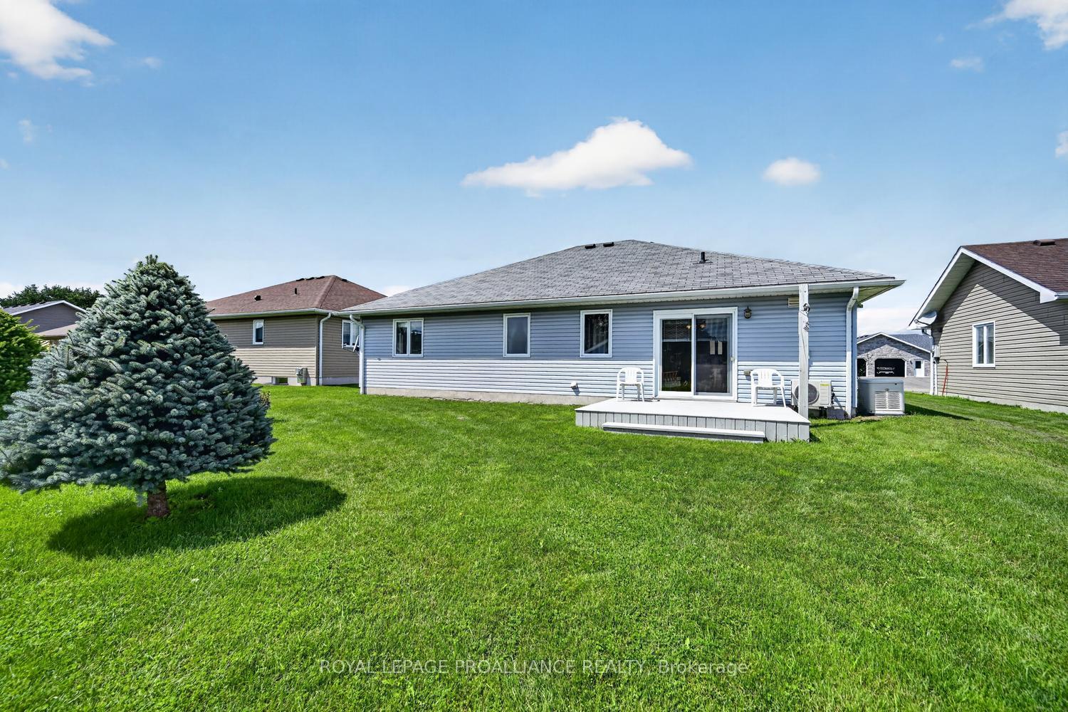 Photo 31 of 10726 West End Terrace E, South Dundas, Iroquois — HOMEH