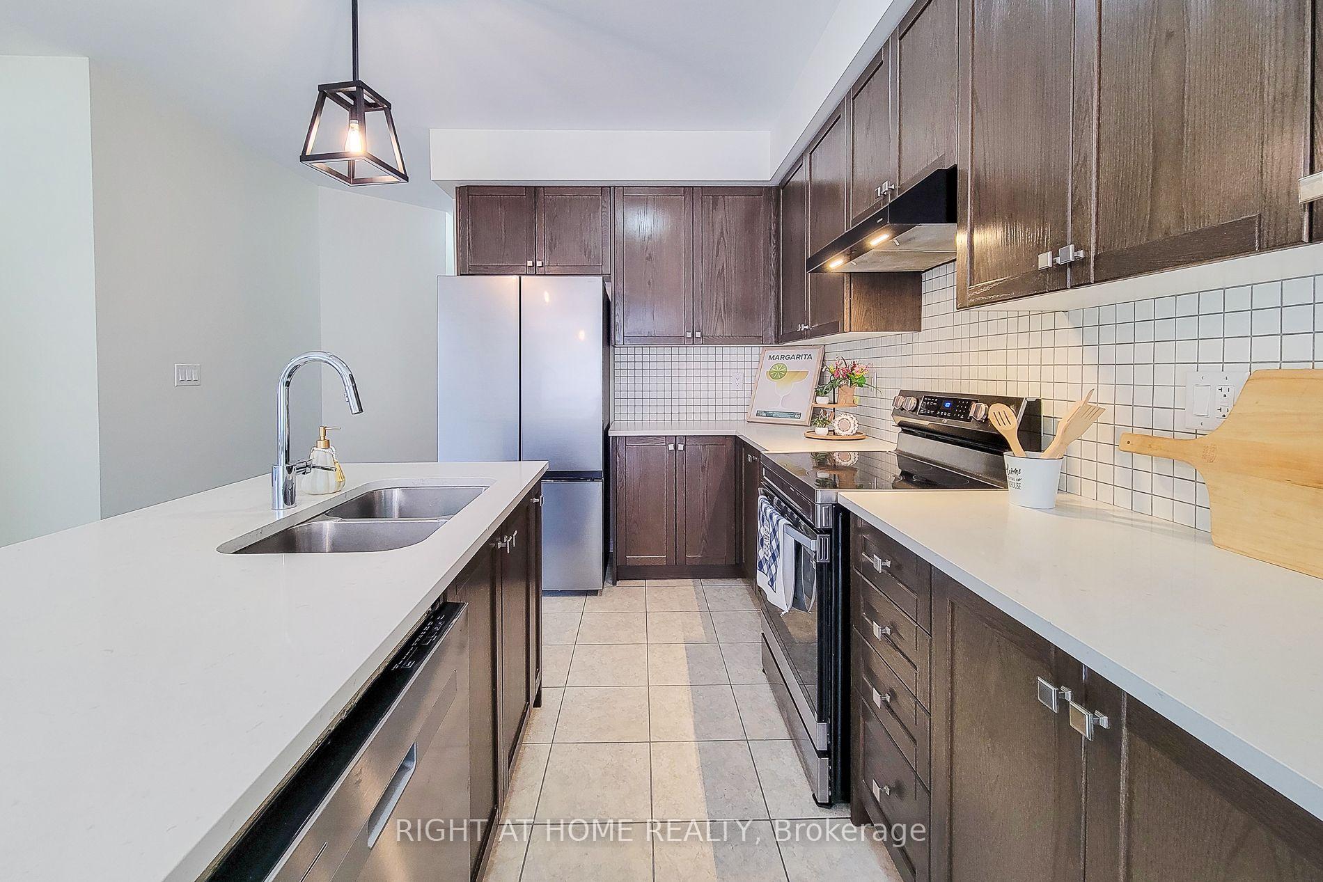 Photo 15 of 11 Esther Crescent, Thorold, Hurricane/Merrittville — HOMEH