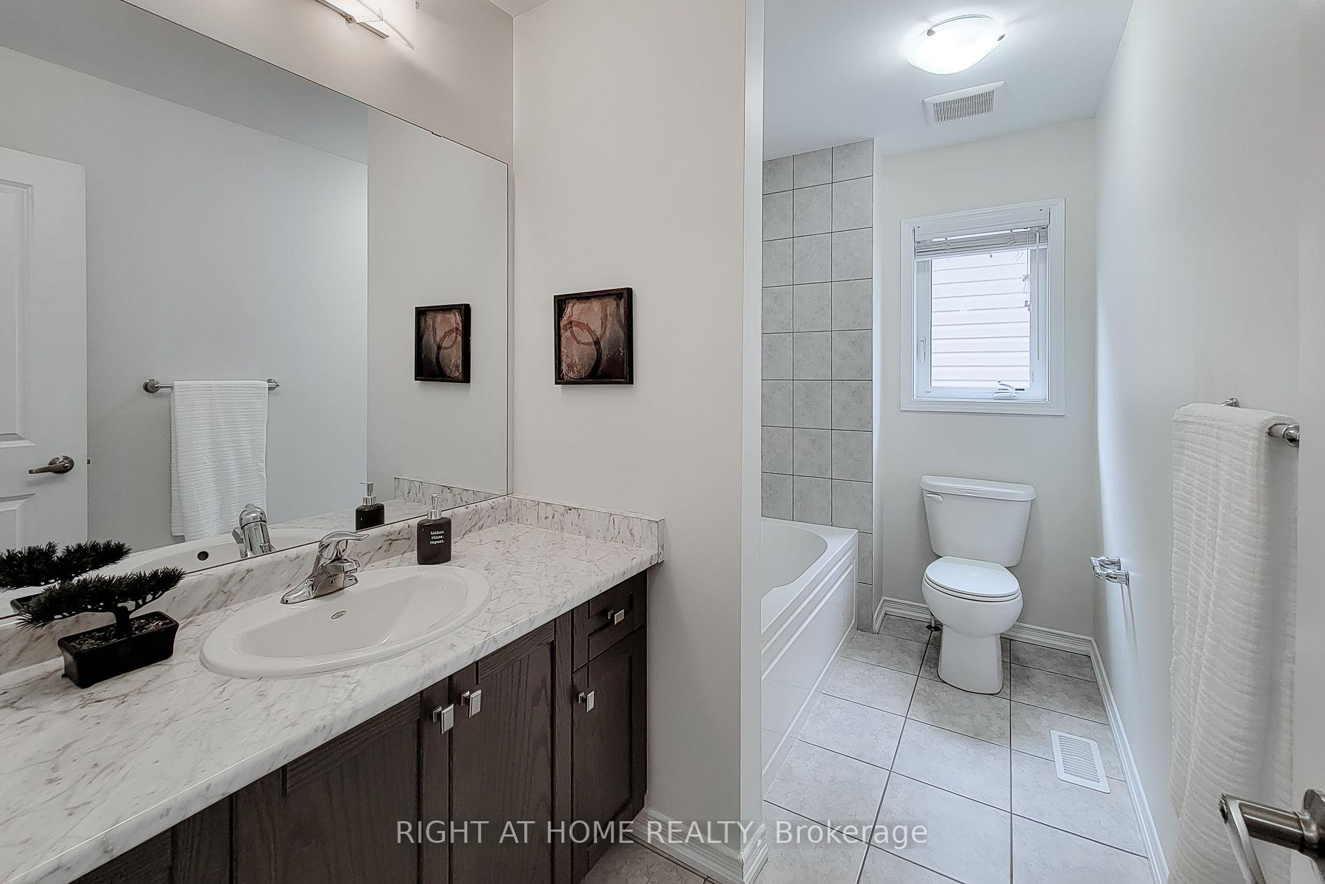 Photo 35 of 11 Esther Crescent, Thorold, Hurricane/Merrittville — HOMEH