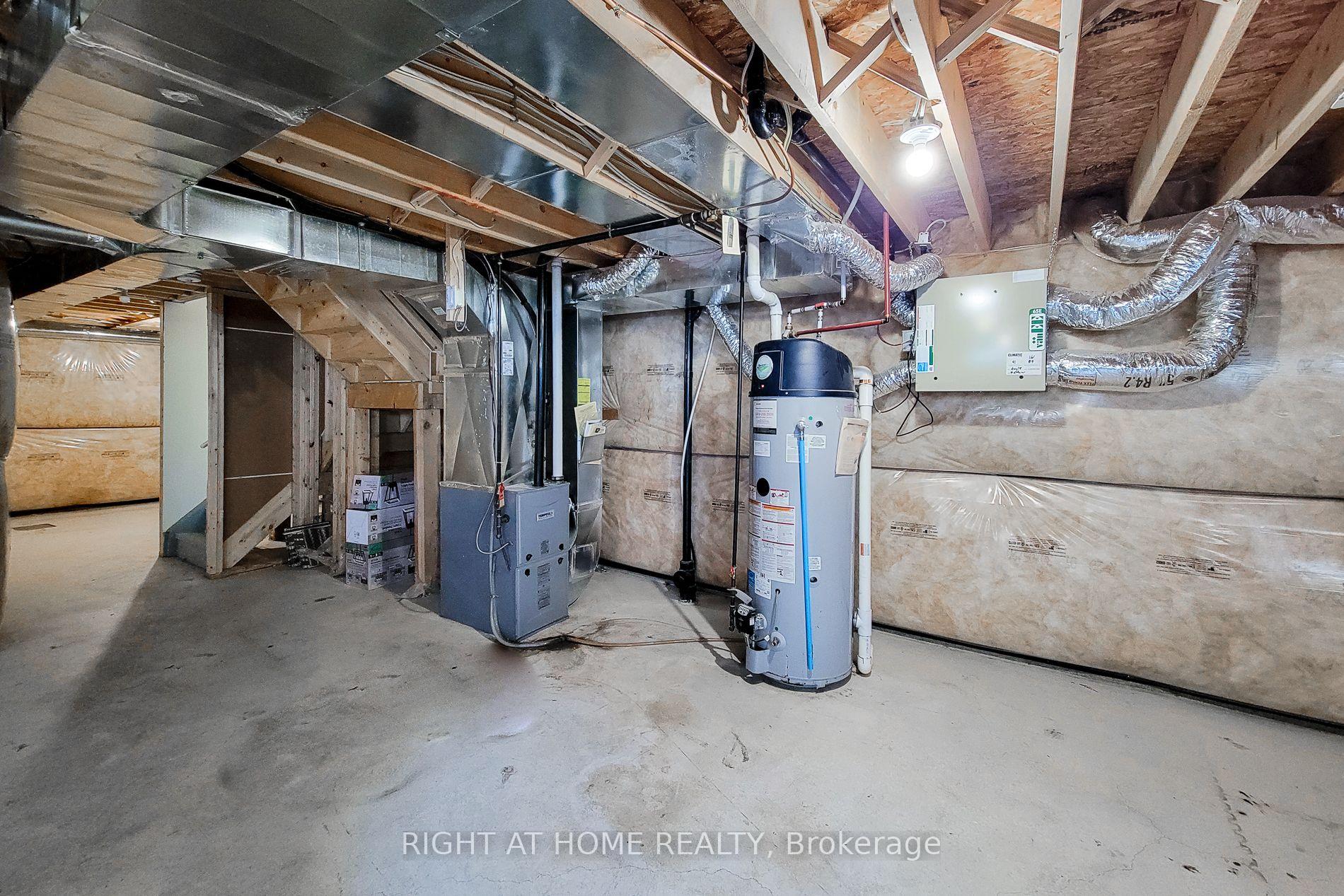 Photo 43 of 11 Esther Crescent, Thorold, Hurricane/Merrittville — HOMEH