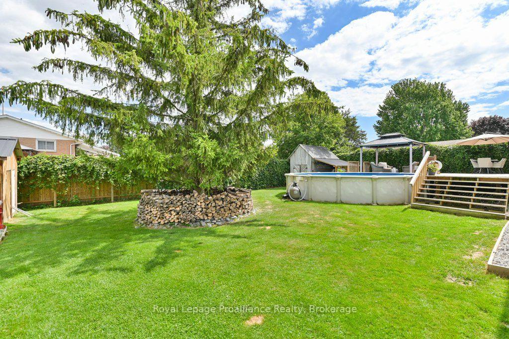 Photo 41 of 62 Barbara Street, Quinte West, Trenton Ward — HOMEH