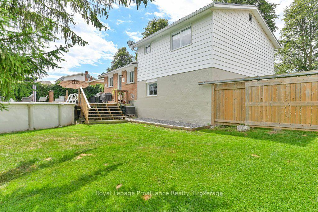 Photo 42 of 62 Barbara Street, Quinte West, Trenton Ward — HOMEH