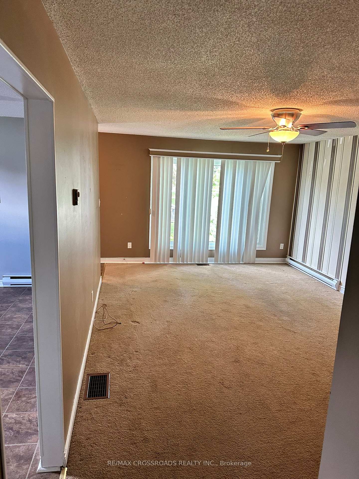 Photo 3 of Unit Main, 613 Perry Street, Whitby, Downtown Whitby — HOMEH