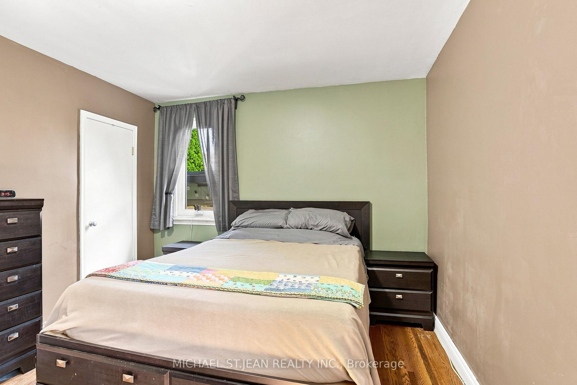 Photo 16 of 111 Sharon Avenue, Hamilton, Sunninghill — HOMEH