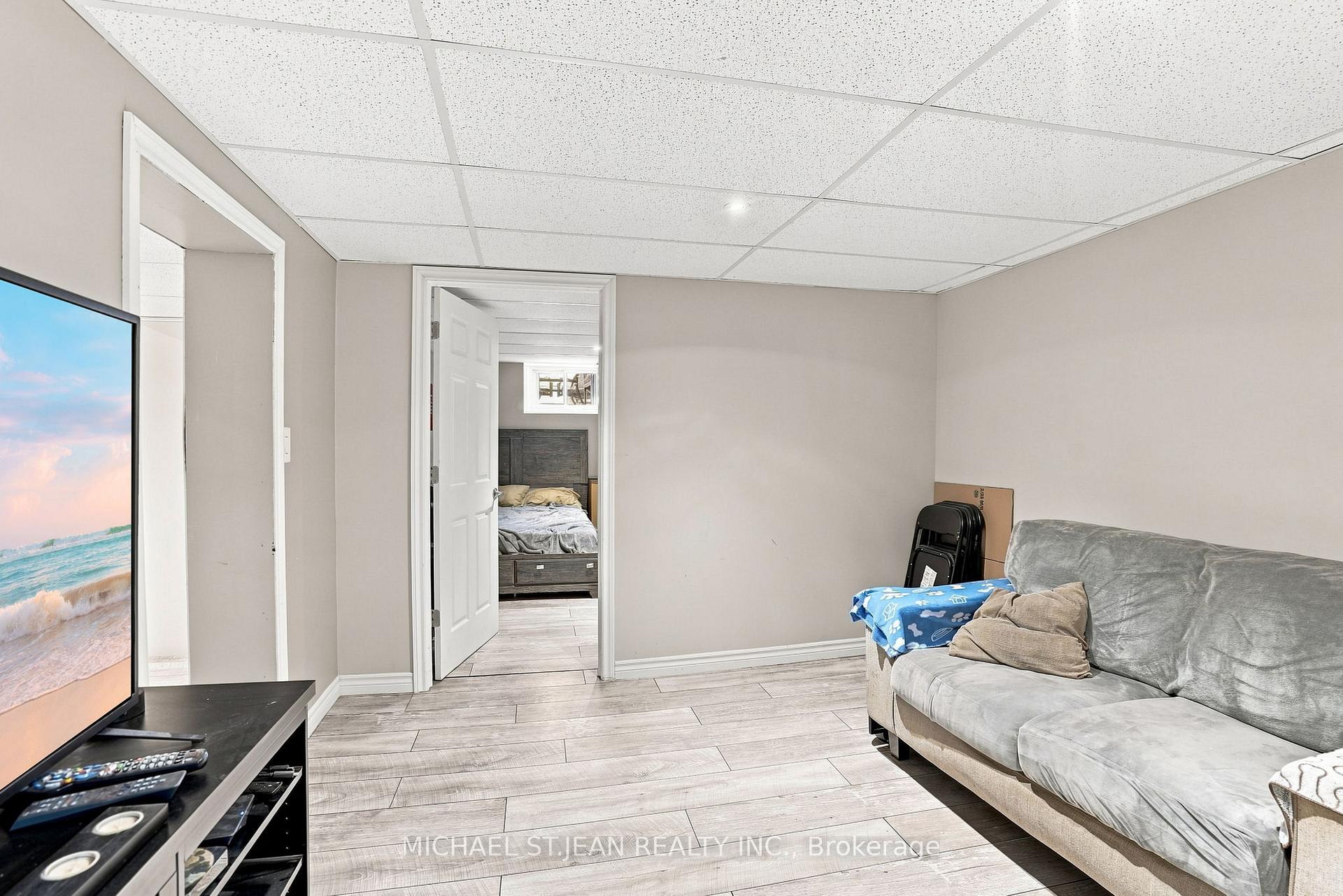 Photo 27 of 111 Sharon Avenue, Hamilton, Sunninghill — HOMEH