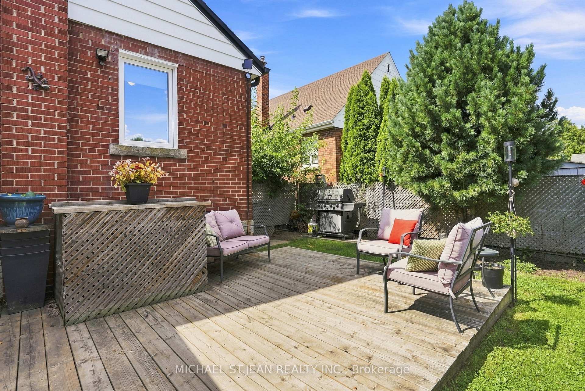 Photo 35 of 111 Sharon Avenue, Hamilton, Sunninghill — HOMEH