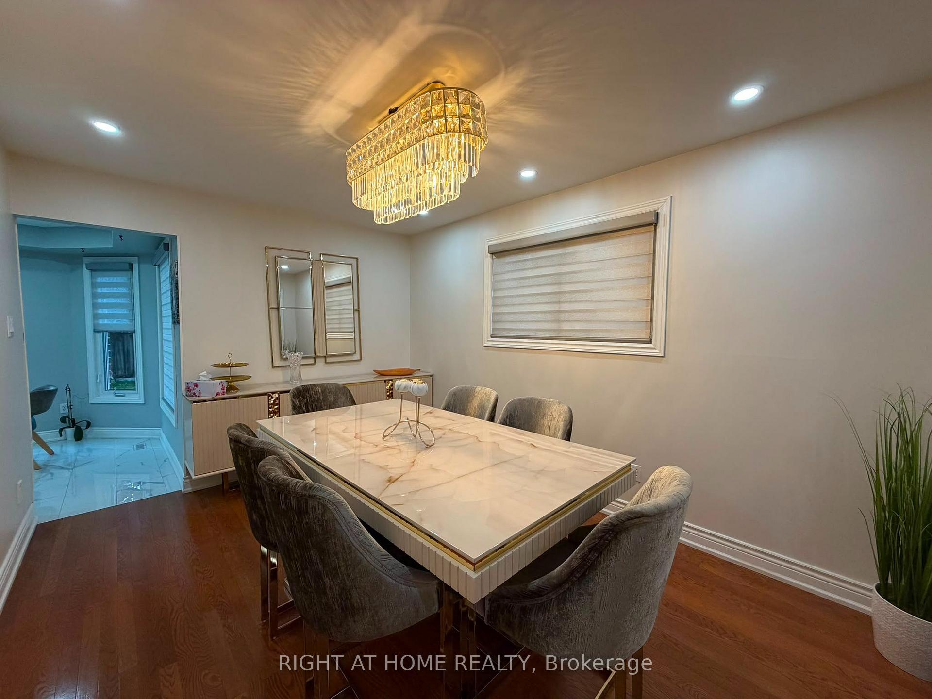 Photo 6 of 4203 Colonial Drive, Mississauga, Erin Mills — HOMEH