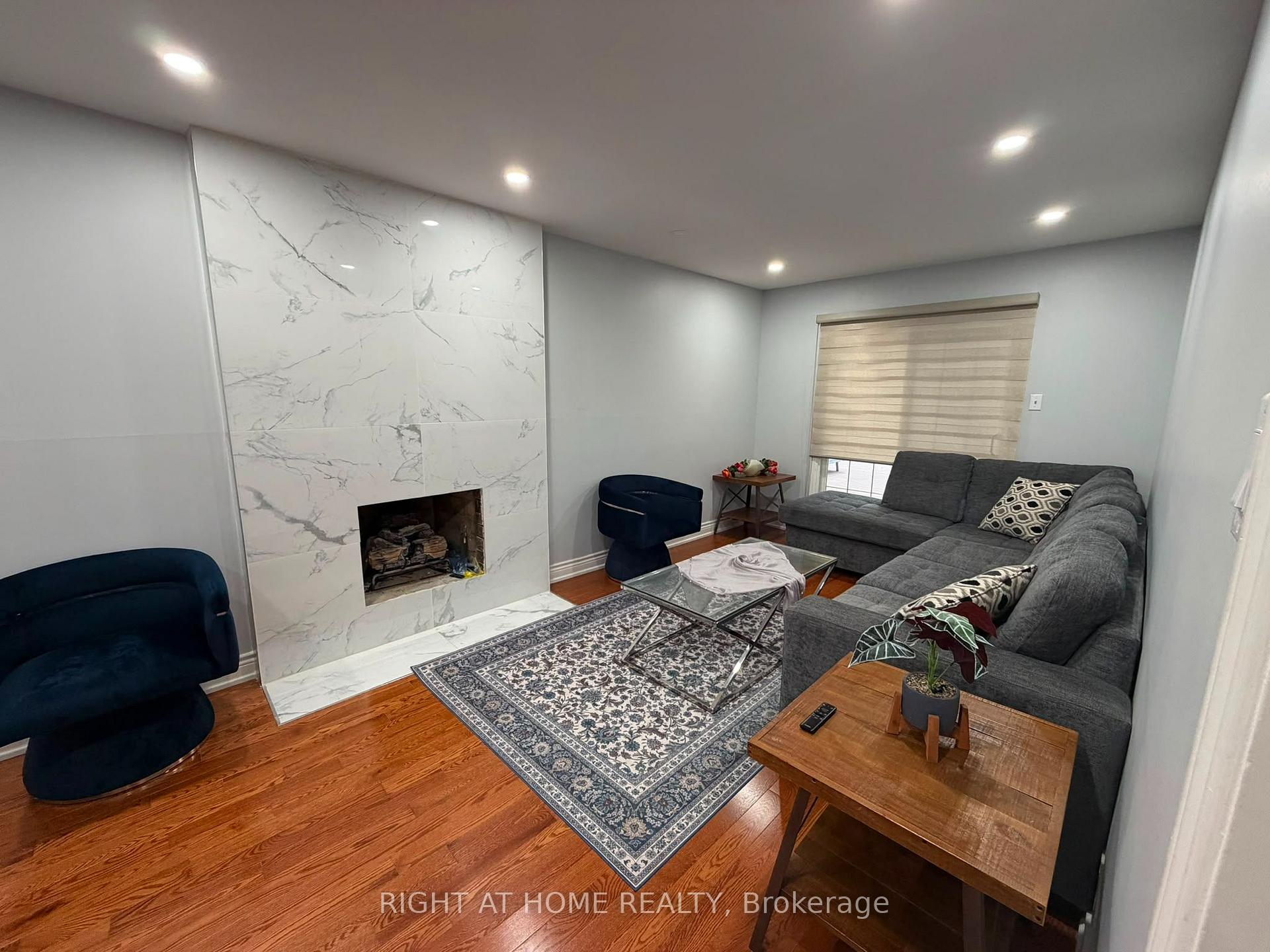 Photo 8 of 4203 Colonial Drive, Mississauga, Erin Mills — HOMEH
